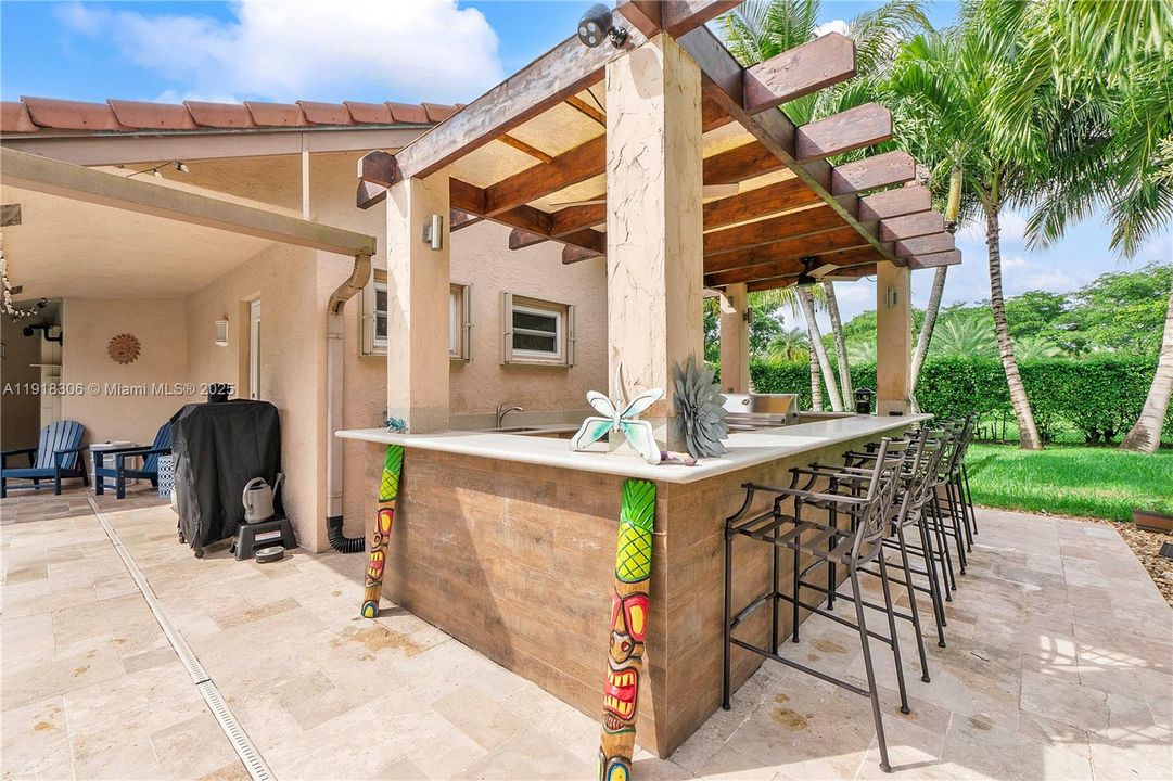 For Rent: $6,000 (4 beds, 2 baths, 2602 Square Feet)