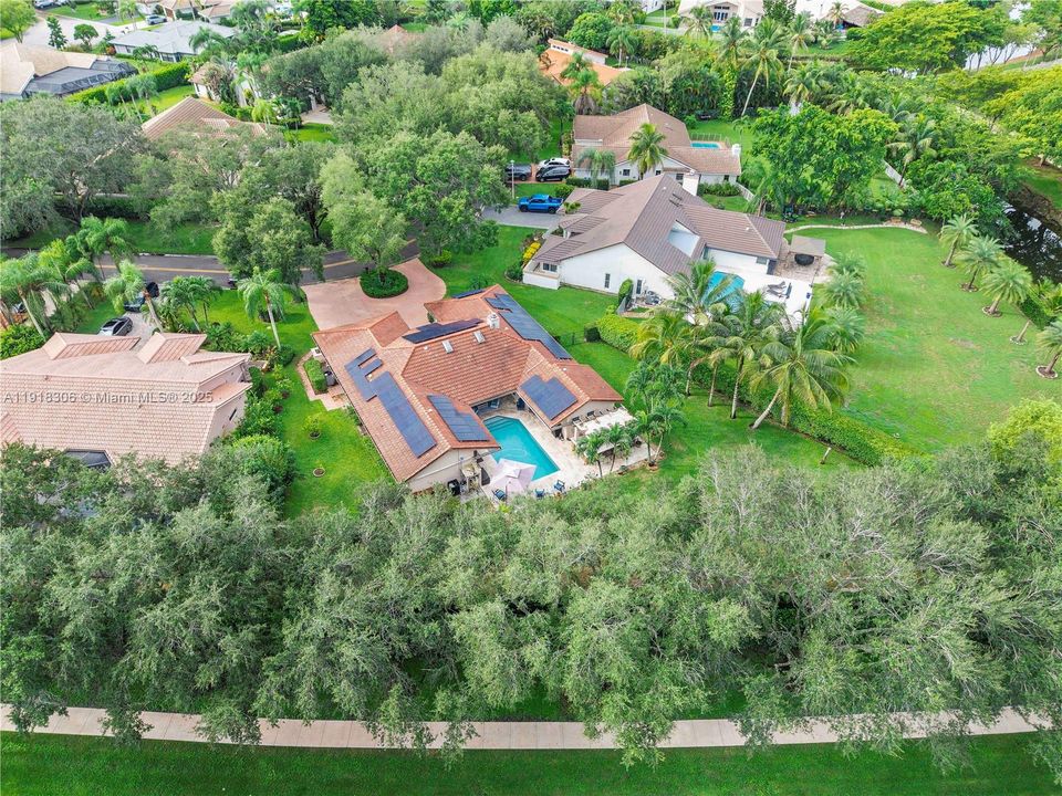 For Rent: $6,000 (4 beds, 2 baths, 2602 Square Feet)