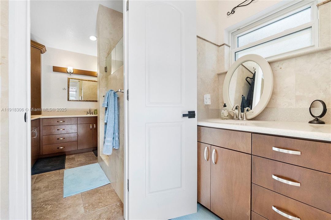 For Rent: $6,000 (4 beds, 2 baths, 2602 Square Feet)