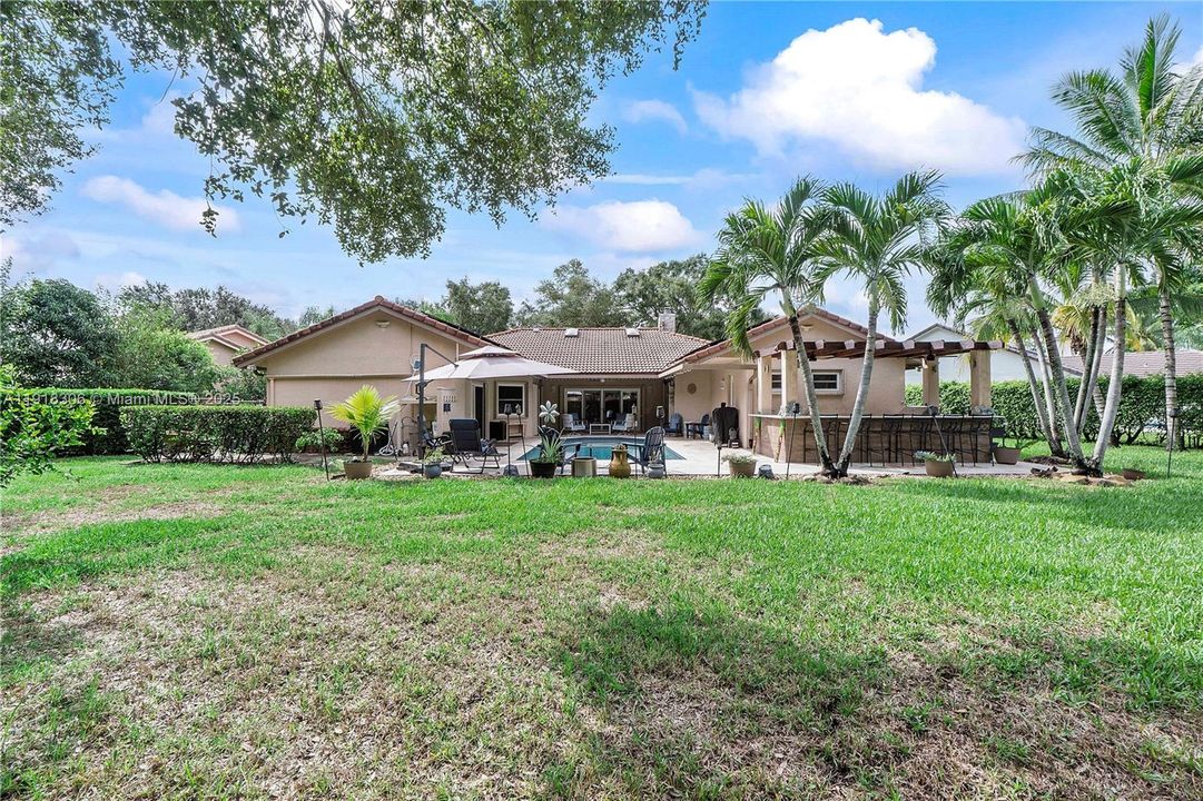 For Rent: $6,000 (4 beds, 2 baths, 2602 Square Feet)