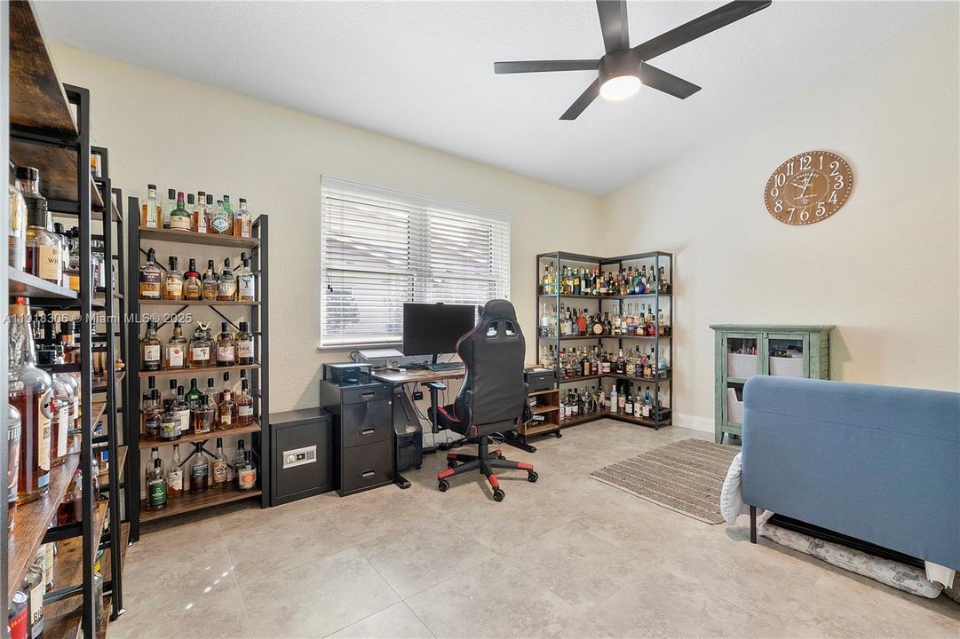 For Rent: $6,000 (4 beds, 2 baths, 2602 Square Feet)