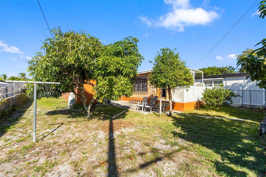 待售: $340,000 (2 贝兹, 2 浴室, 1000 平方英尺)