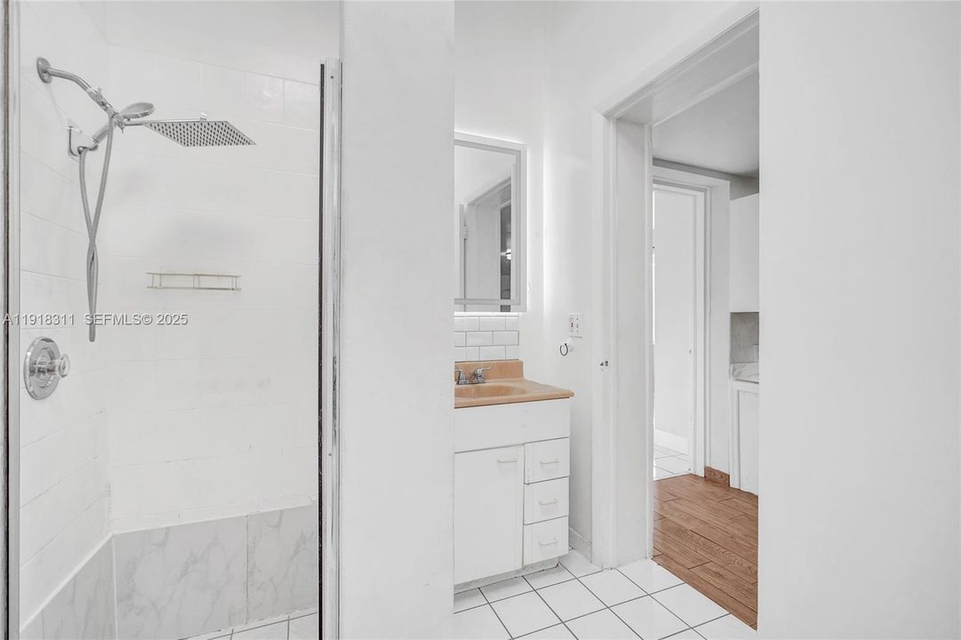 For Sale: $925,000 (3 beds, 3 baths, 1836 Square Feet)