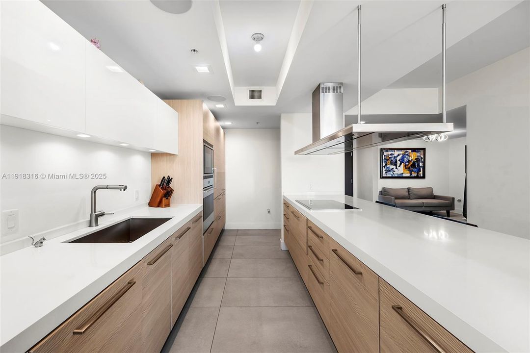 For Sale: $1,650,000 (3 beds, 3 baths, 2152 Square Feet)