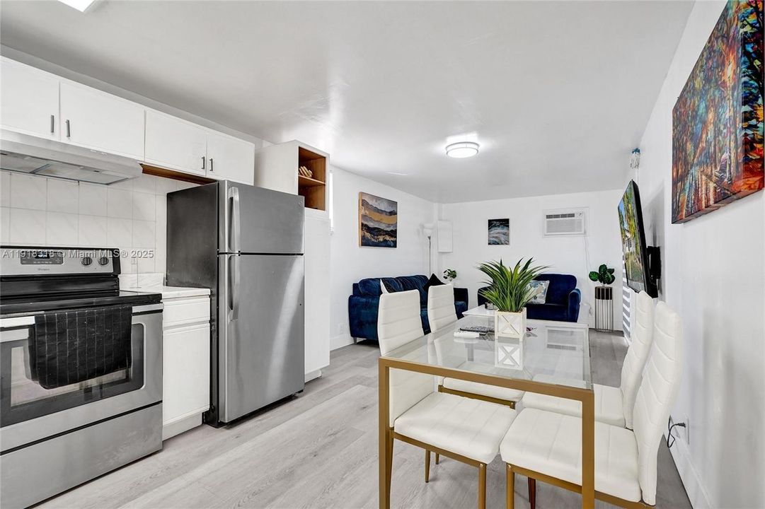 待售: $925,000 (0 贝兹, 0 浴室, 1836 平方英尺)