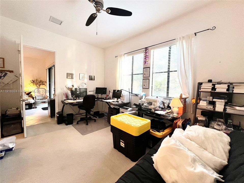 待售: $385,000 (2 贝兹, 2 浴室, 1309 平方英尺)