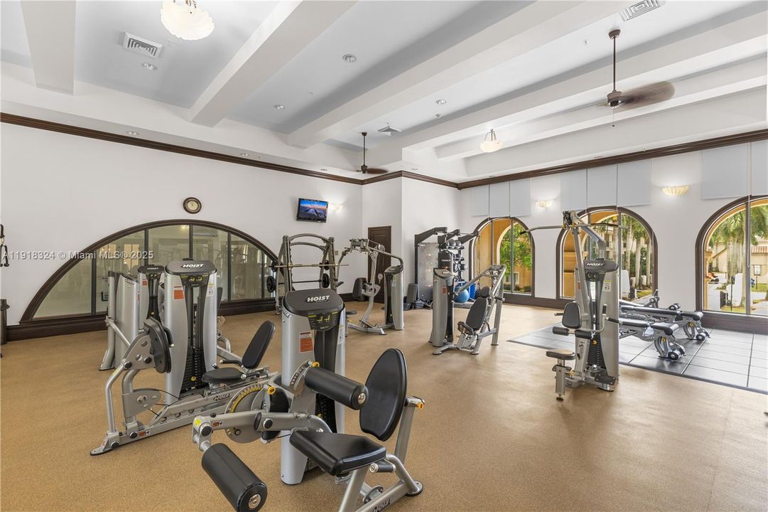 待售: $385,000 (2 贝兹, 2 浴室, 1309 平方英尺)