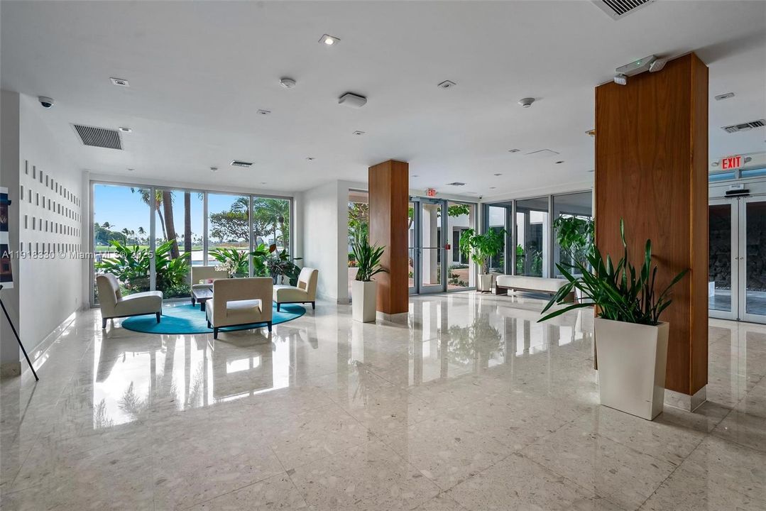 На продажу: $857,000 (2 спален, 2 ванн, 1820 Квадратных фут)