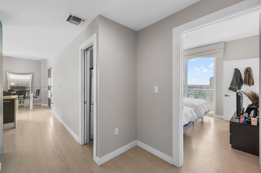 For Sale: $1,299,000 (3 beds, 4 baths, 1694 Square Feet)