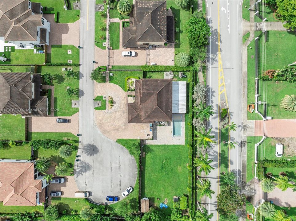 En Renta: $10,000 (6 camas, 3 baños, 2858 Pies cuadrados)