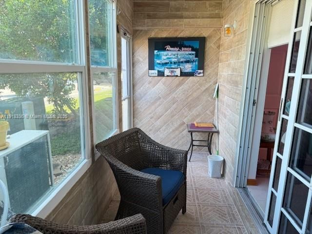 На продажу: $150,000 (1 спален, 1 ванн, 570 Квадратных фут)