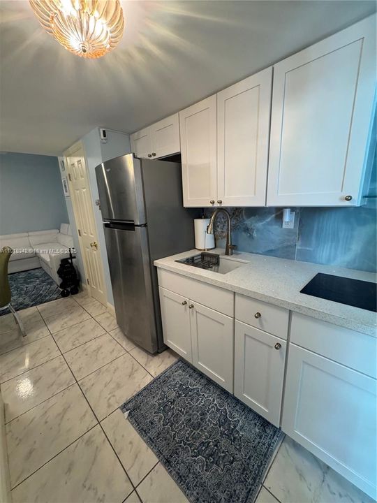 For Sale: $164,999 (0 beds, 1 baths, 375 Square Feet)