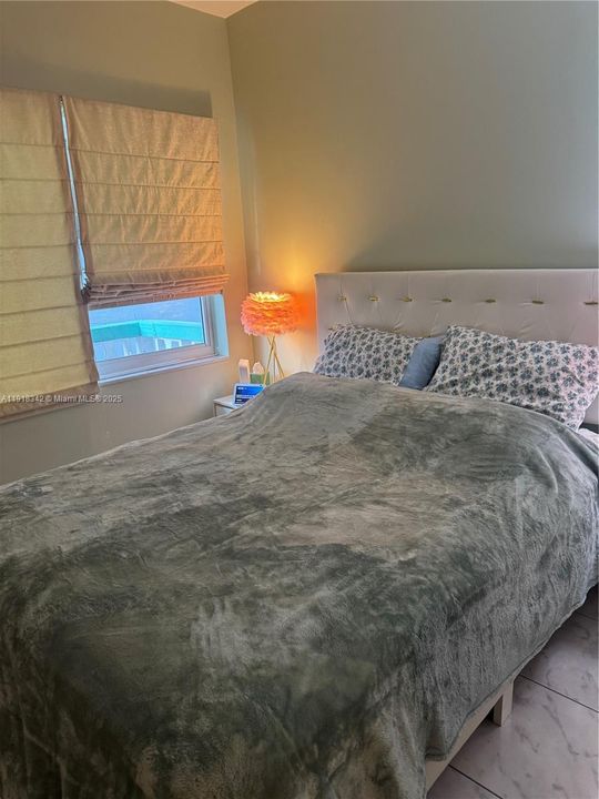 For Sale: $164,999 (0 beds, 1 baths, 375 Square Feet)