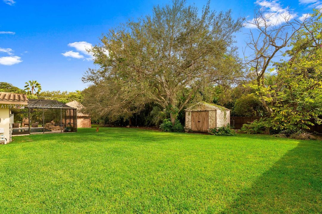 For Sale: $1,900,000 (3 beds, 3 baths, 1970 Square Feet)