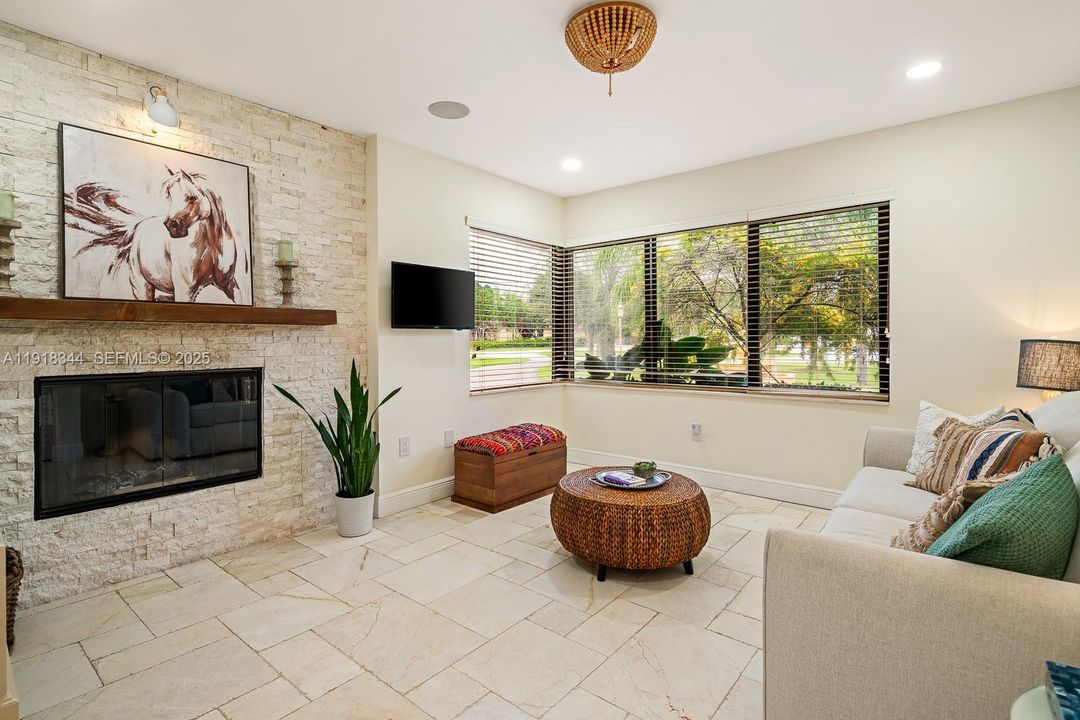 For Sale: $1,900,000 (3 beds, 3 baths, 1970 Square Feet)