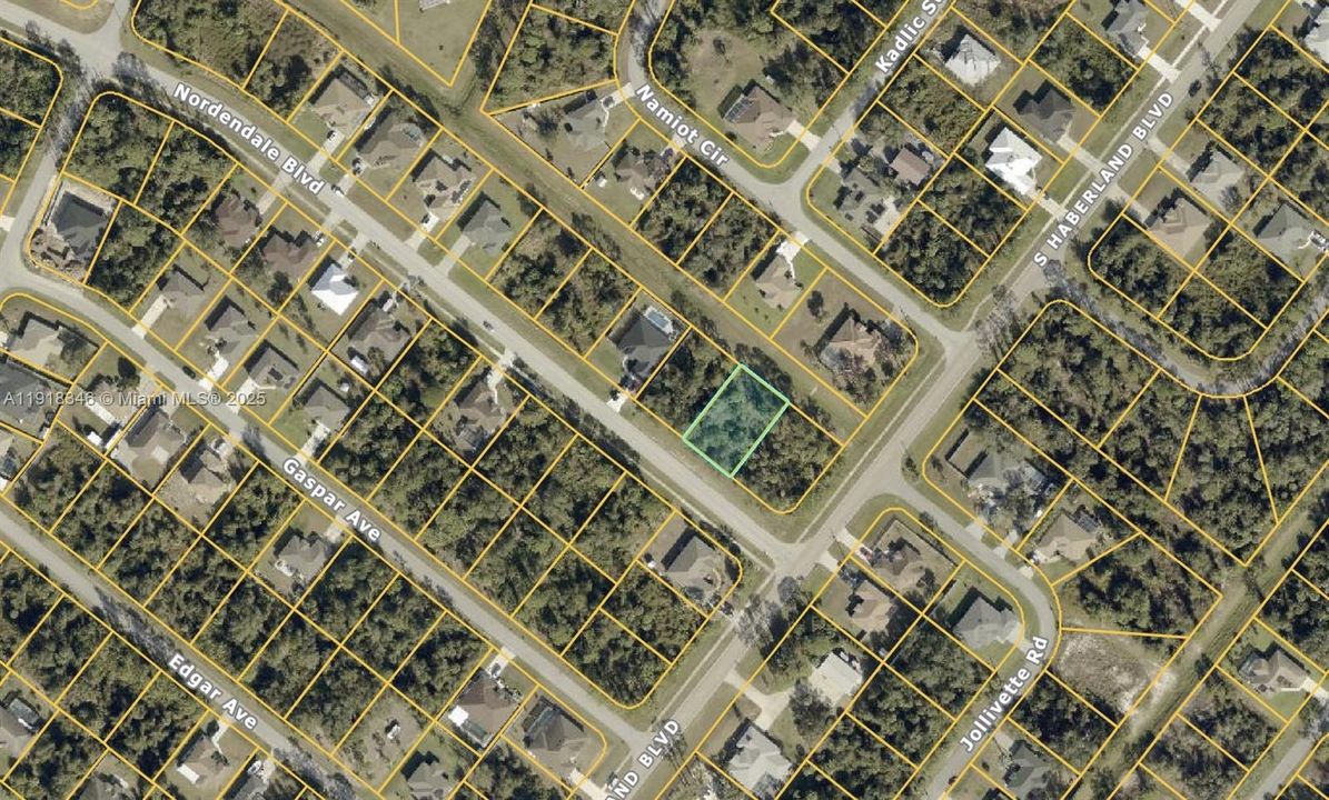 На продажу: $25,000 (0.23 acres)