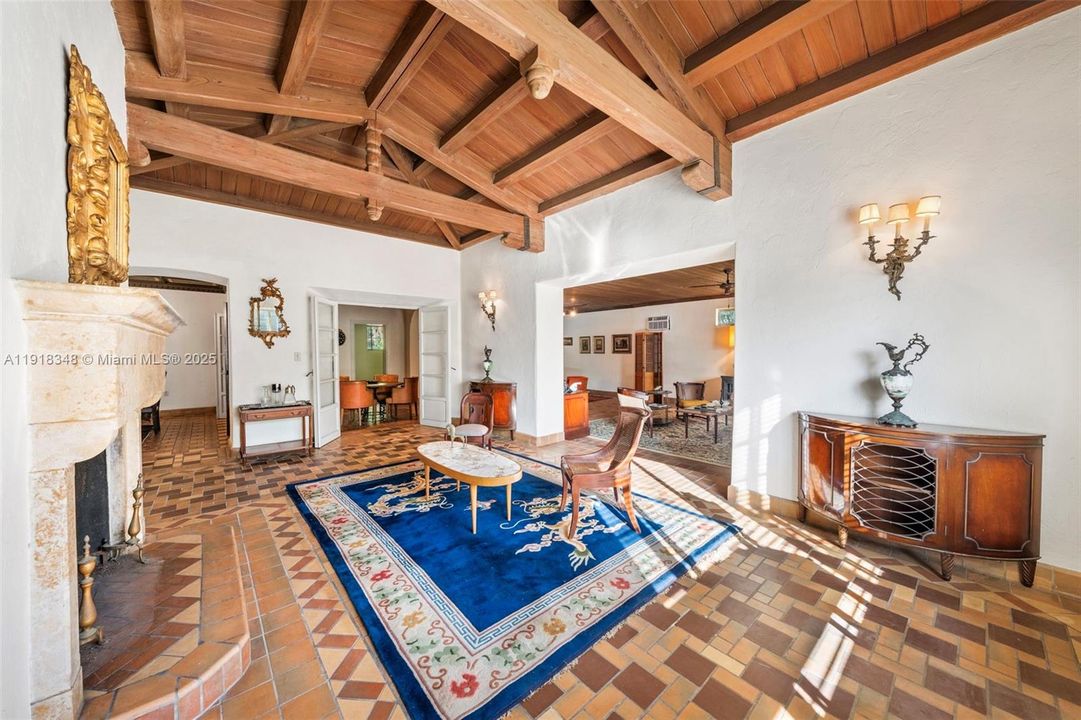 待售: $3,600,000 (4 贝兹, 4 浴室, 4235 平方英尺)