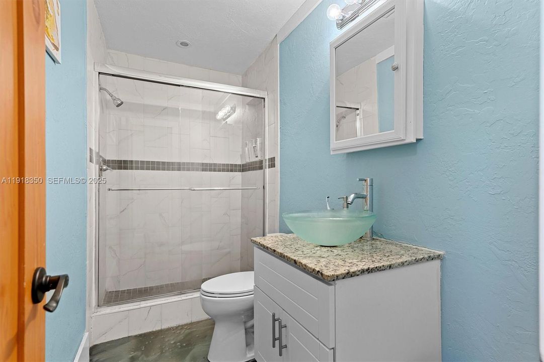 For Sale: $850,000 (4 beds, 2 baths, 2626 Square Feet)