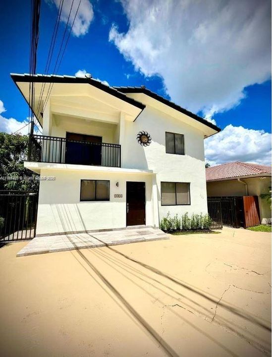 Active With Contract: $3,000 (3 beds, 2 baths, 0 Square Feet)