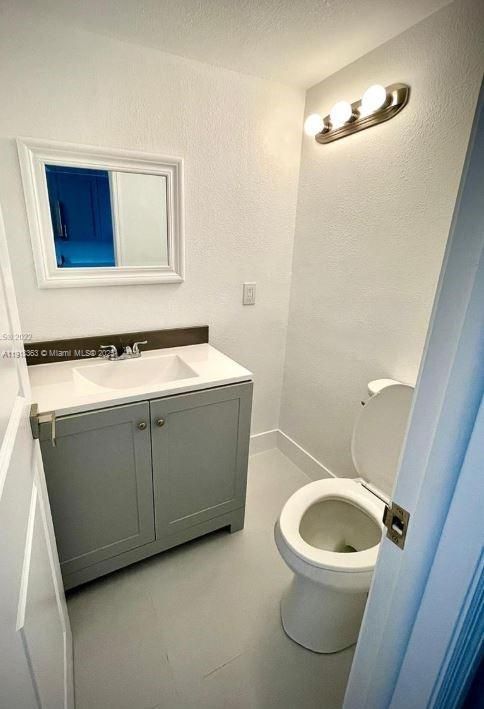 Active With Contract: $3,000 (3 beds, 2 baths, 0 Square Feet)