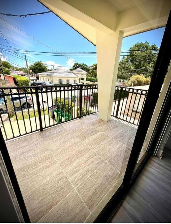 Active With Contract: $3,000 (3 beds, 2 baths, 0 Square Feet)