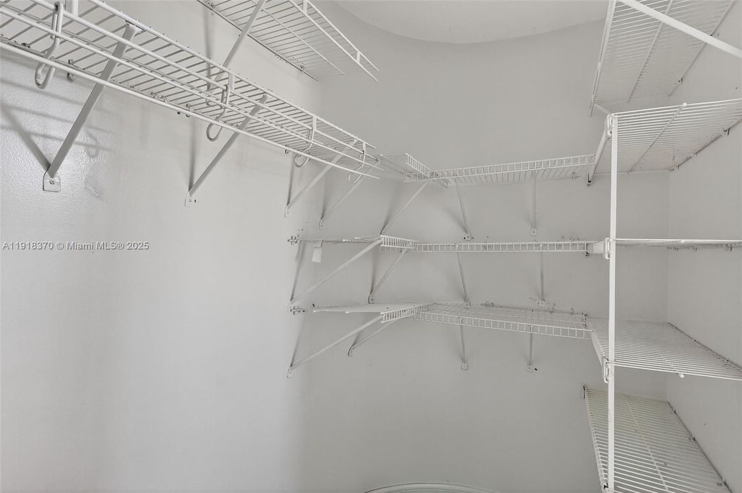 出租: $2,500 (3 贝兹, 2 浴室, 1588 平方英尺)