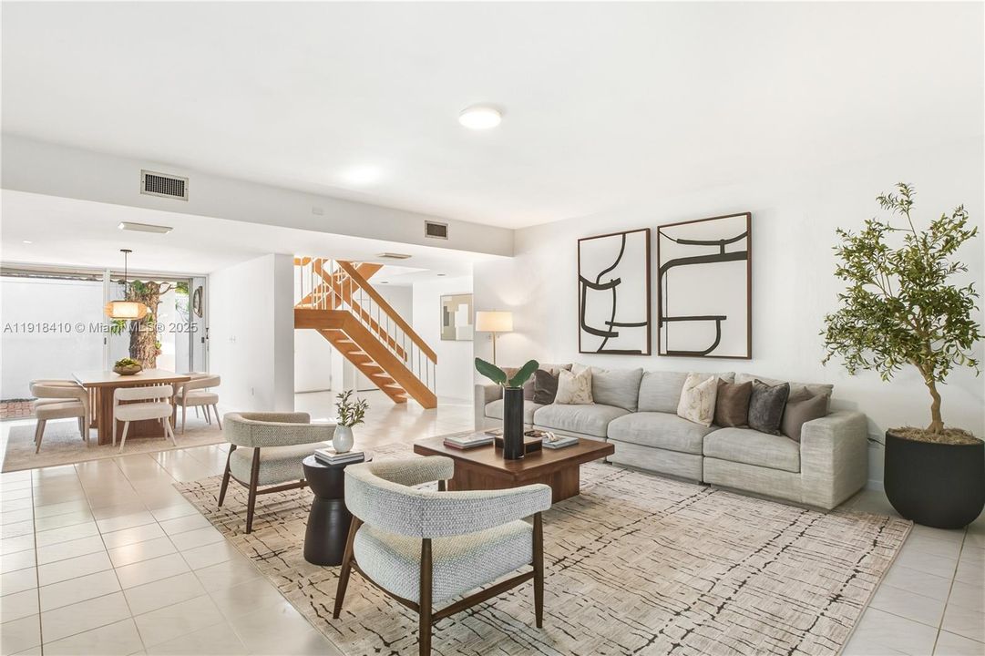 For Sale: $2,750,000 (3 beds, 3 baths, 2790 Square Feet)