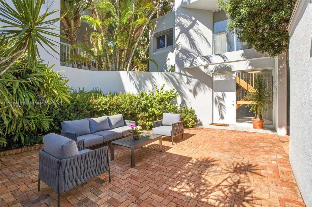 Front entry courtyard