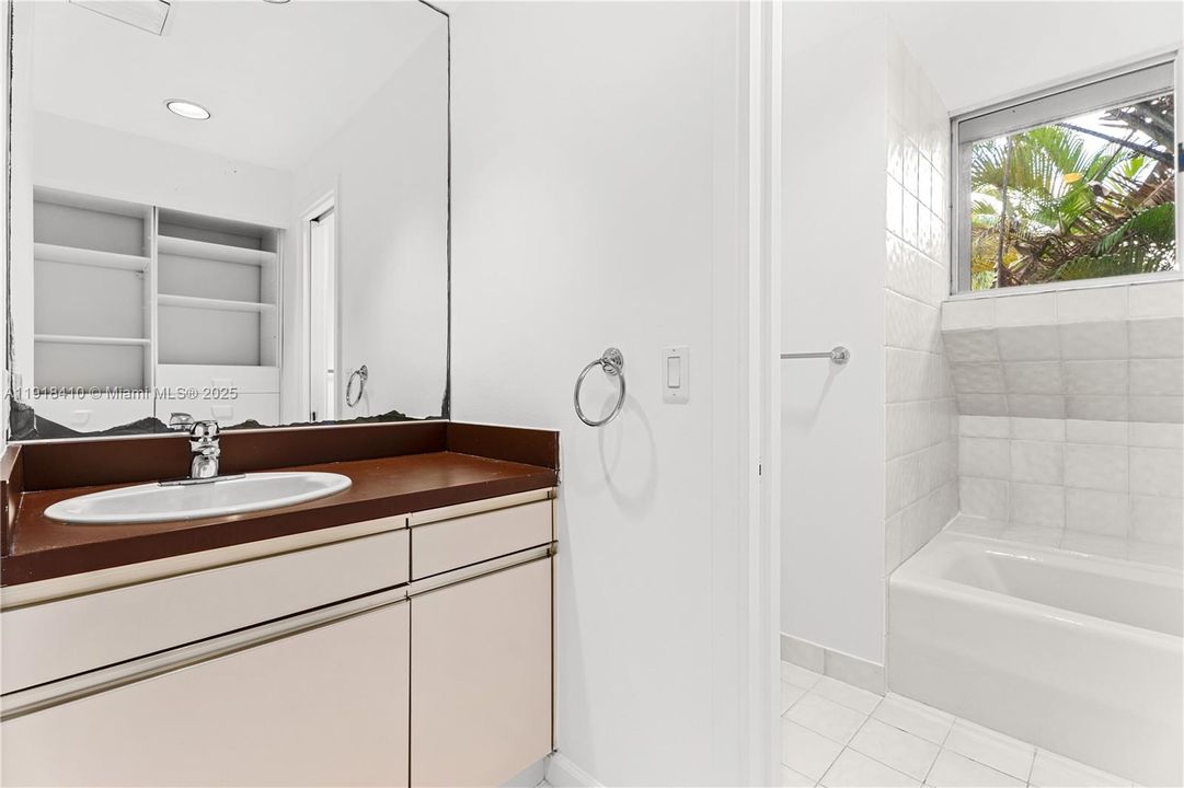 Upstairs guest bathroom