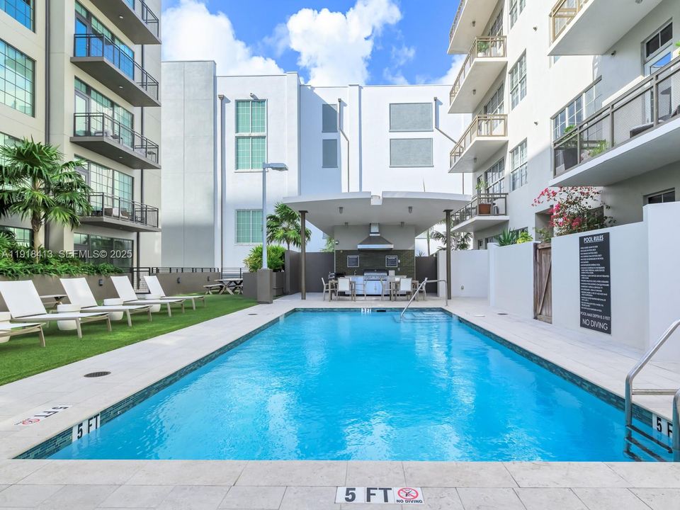 En Venta: $770,000 (2 camas, 2 baños, 1512 Pies cuadrados)