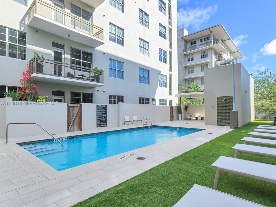 En Venta: $770,000 (2 camas, 2 baños, 1512 Pies cuadrados)