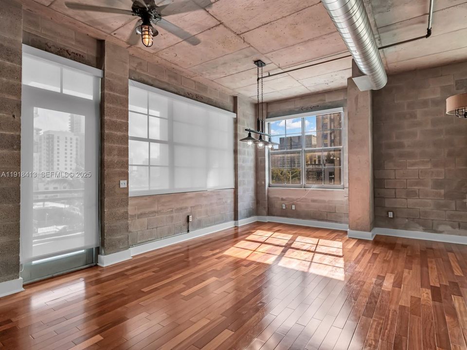 En Venta: $770,000 (2 camas, 2 baños, 1512 Pies cuadrados)