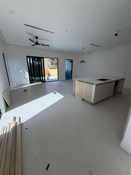 For Rent: $9,500 (3 beds, 3 baths, 0 Square Feet)