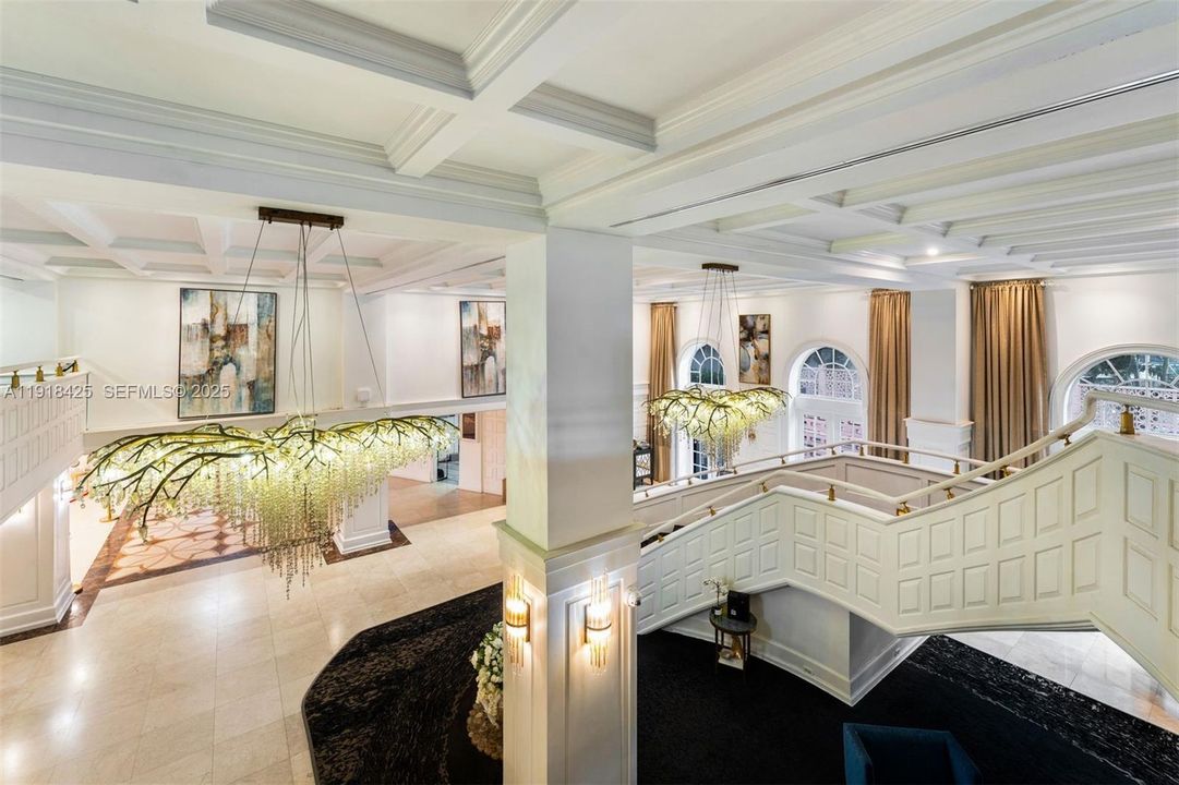 For Sale: $849,000 (2 beds, 2 baths, 1200 Square Feet)