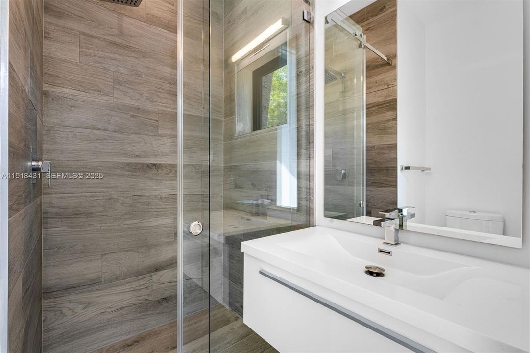 待售: $2,750,000 (3 贝兹, 3 浴室, 2229 平方英尺)