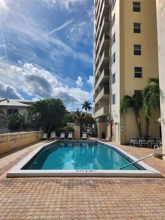Pool/Patio