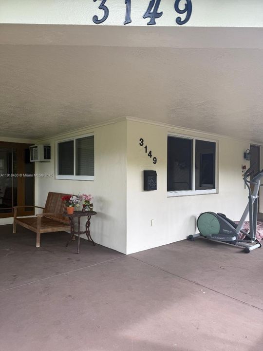 На продажу: $699,000 (2 спален, 2 ванн, 1673 Квадратных фут)