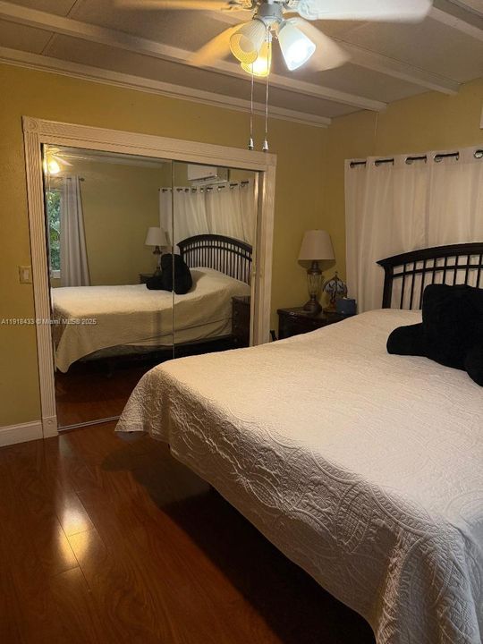 На продажу: $699,000 (2 спален, 2 ванн, 1673 Квадратных фут)