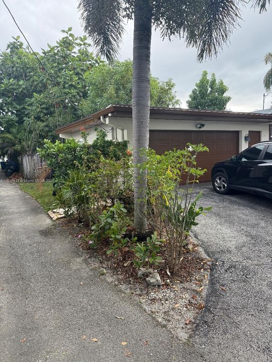 На продажу: $699,000 (2 спален, 2 ванн, 1673 Квадратных фут)