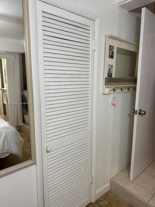 На продажу: $699,000 (2 спален, 2 ванн, 1673 Квадратных фут)