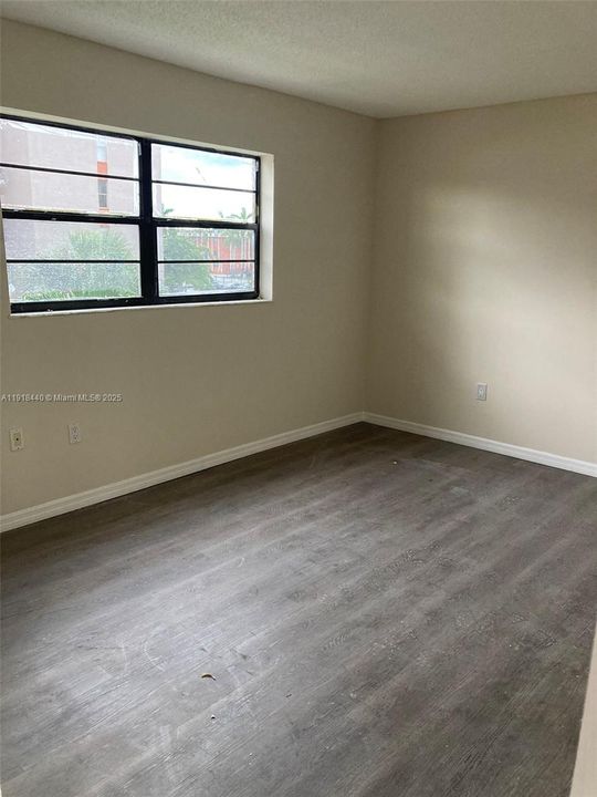 For Rent: $2,200 (2 beds, 2 baths, 848 Square Feet)
