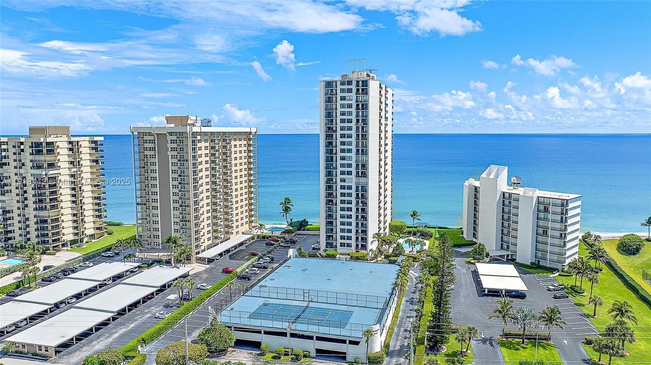 В аренду: $4,000 (2 спален, 2 ванн, 1520 Квадратных фут)