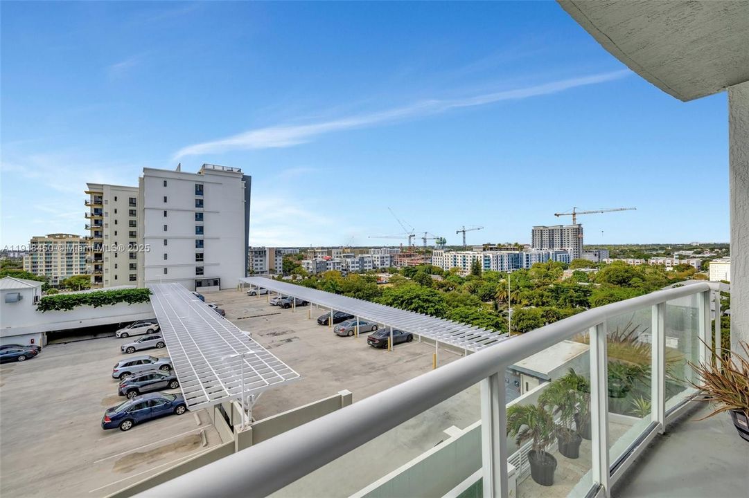 В аренду: $2,700 (1 спален, 1 ванн, 553 Квадратных фут)