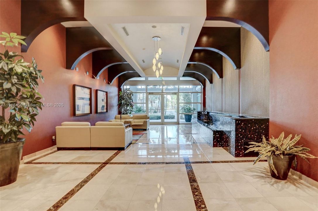 В аренду: $2,700 (1 спален, 1 ванн, 553 Квадратных фут)