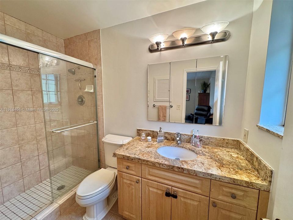 Active With Contract: $1,000,000 (4 beds, 2 baths, 1880 Square Feet)