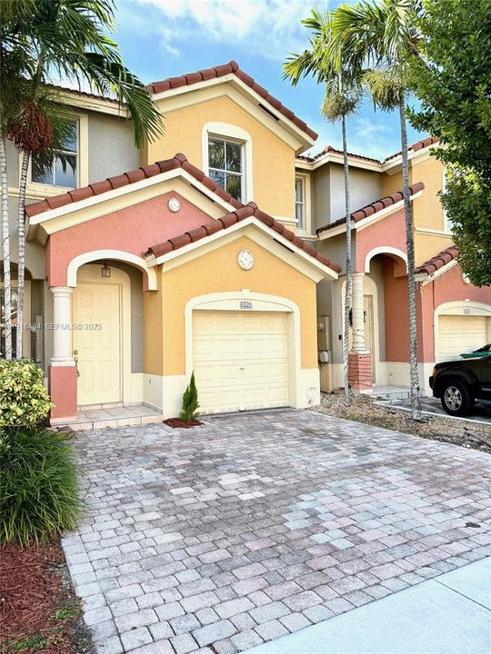 Active With Contract: $3,200 (3 beds, 2 baths, 1770 Square Feet)