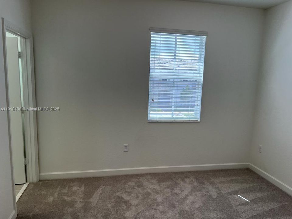 For Rent: $2,850 (3 beds, 2 baths, 0 Square Feet)