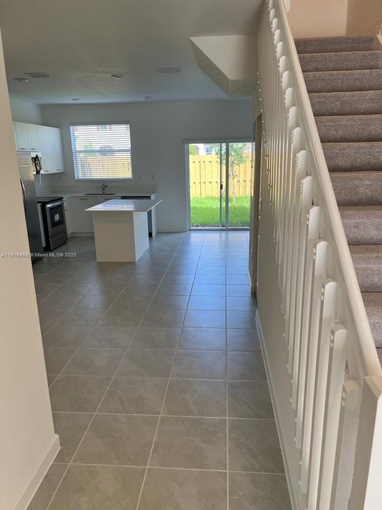 For Rent: $2,850 (3 beds, 2 baths, 0 Square Feet)