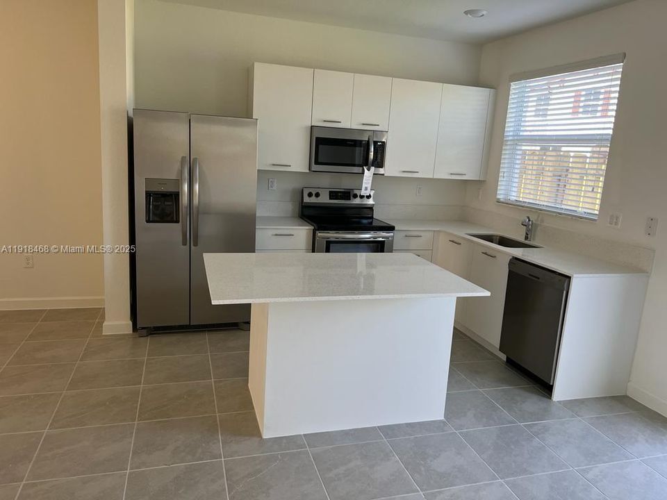 For Rent: $2,850 (3 beds, 2 baths, 0 Square Feet)