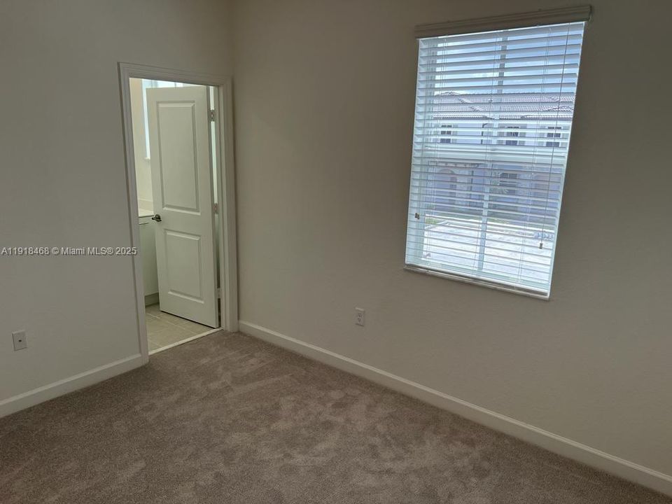 For Rent: $2,850 (3 beds, 2 baths, 0 Square Feet)